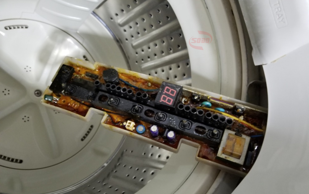 Máy giặt tự tắt đột ngột do board mạch điều khiển bị hỏng
