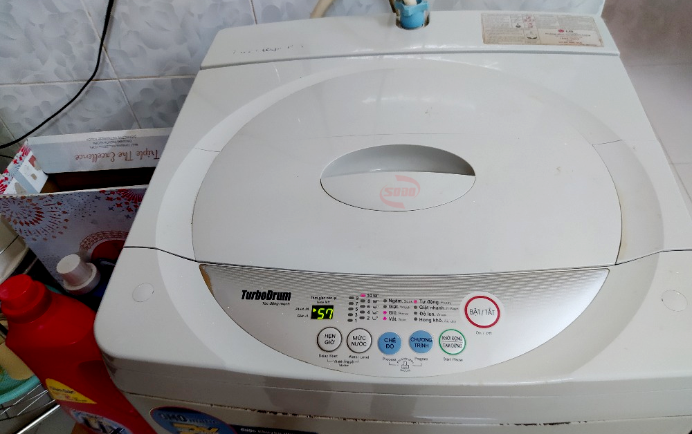 Máy giặt không xả được nước xả vải