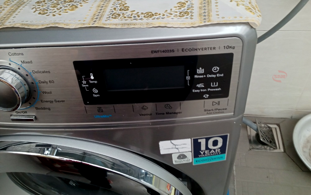 Máy giặt kêu cạch cạch khi giặt