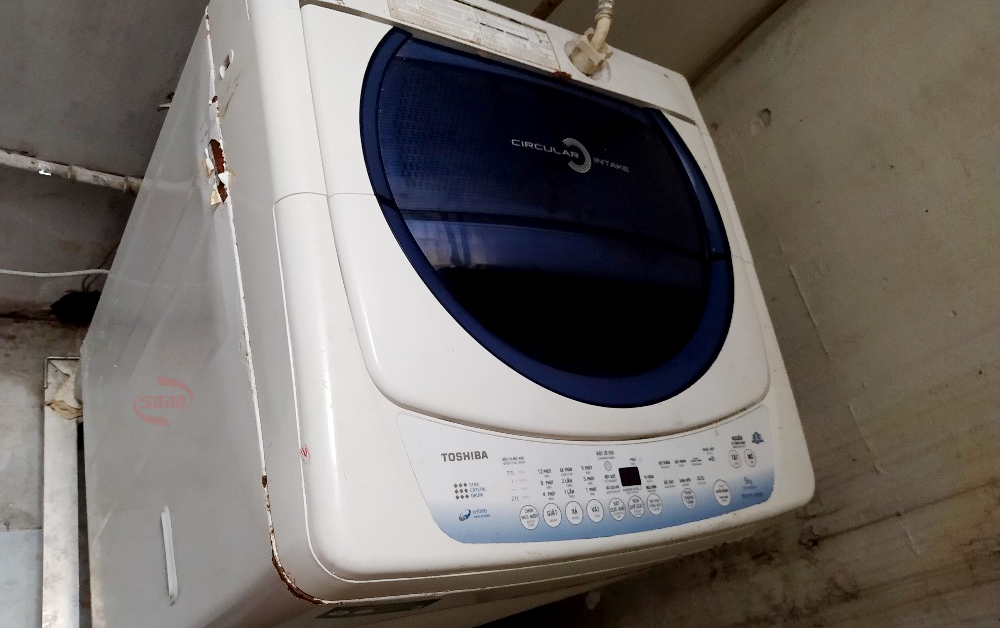 Vì sao tắt máy giặt mà nước vẫn chảy? Cách khắc phục